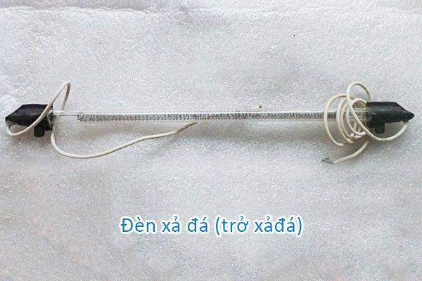 Cach-sua-tu-lanh-khong-dong-da-Thay-cam-bien-am-(so-lanh)